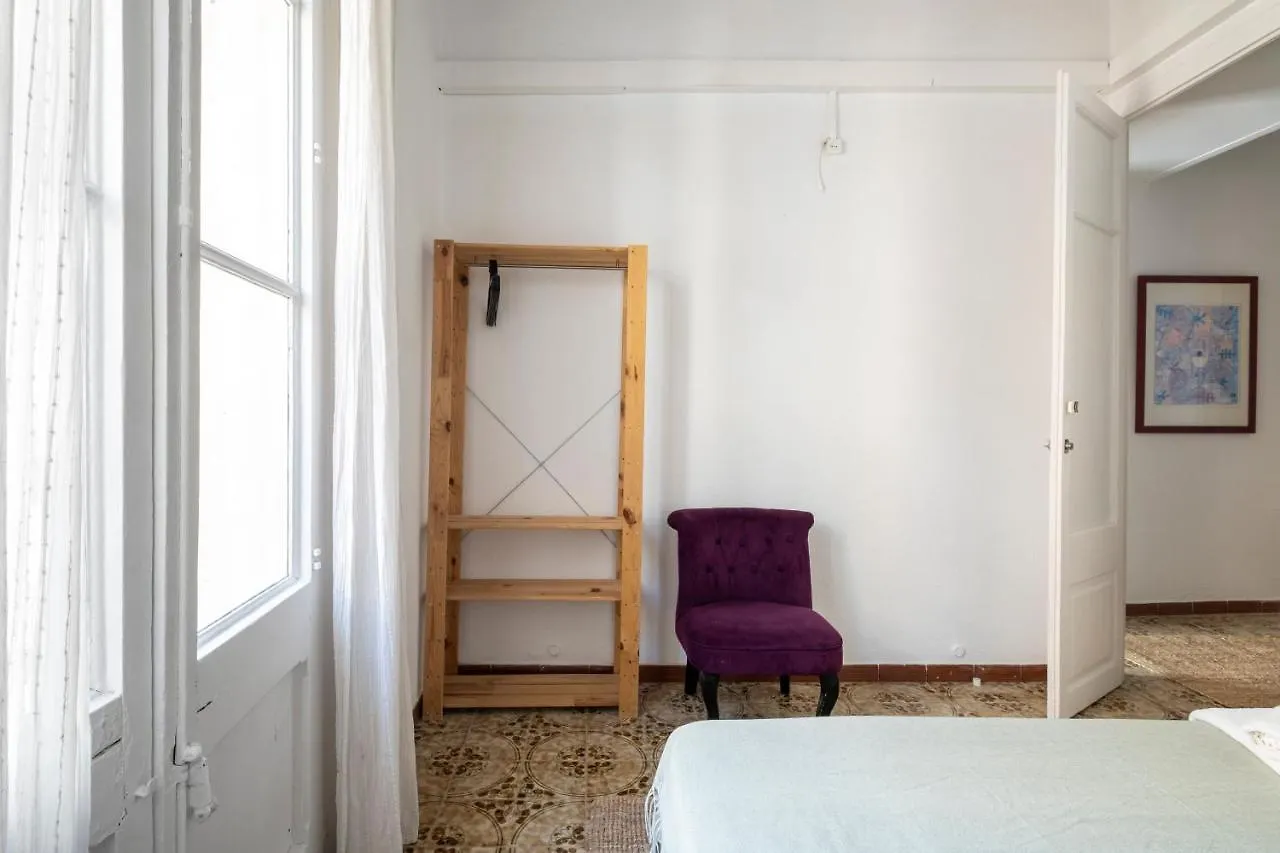 Centric Apartment Gaudi 巴塞罗那 0*,  西班牙