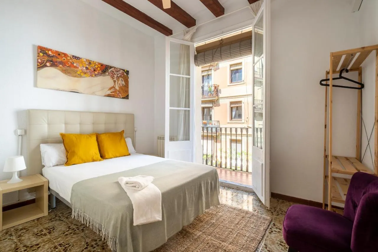 Centric Apartment Gaudi location